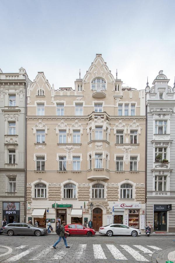 The Place In - Old Town *